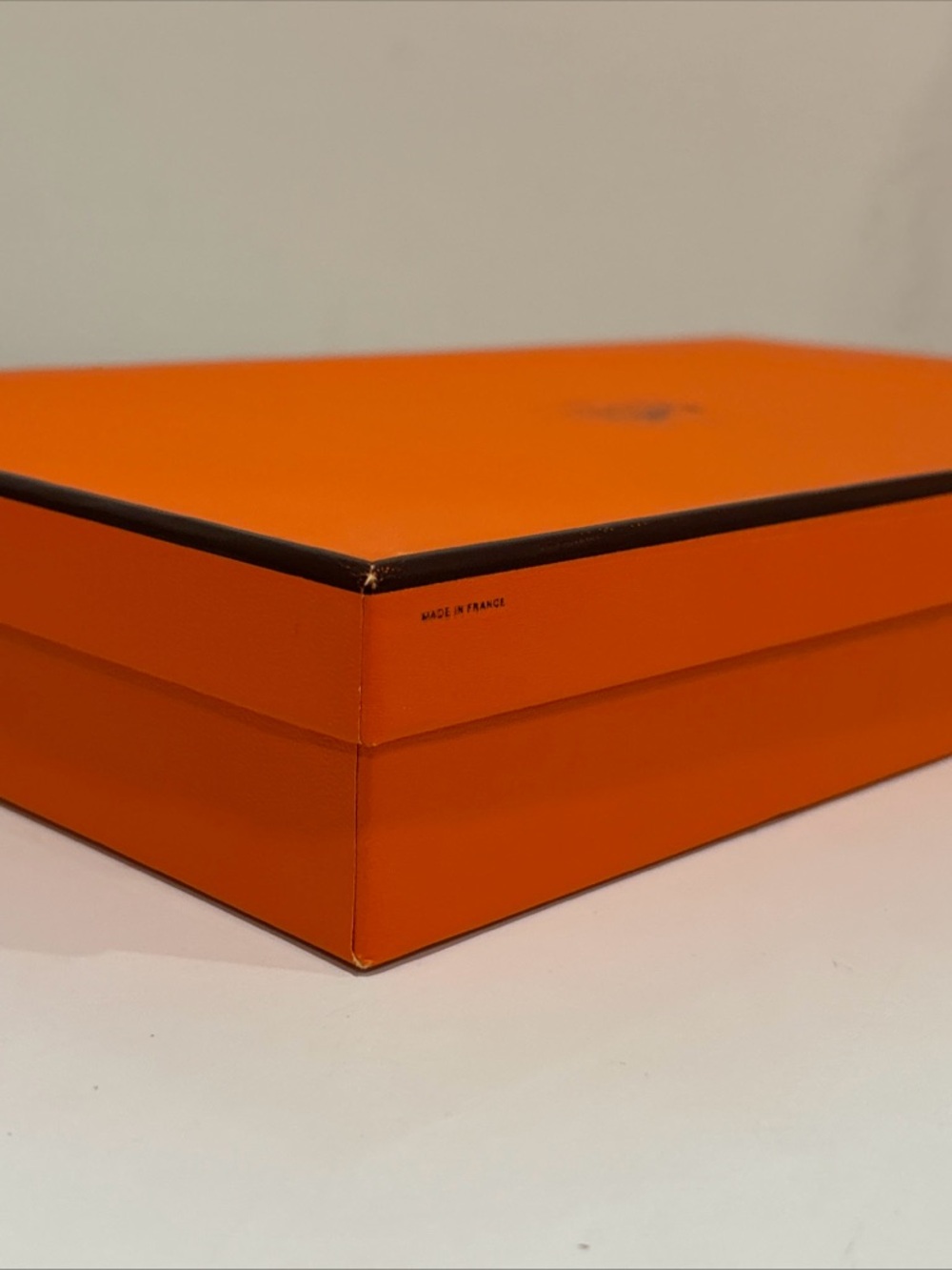 Authentic Hermes Empty Box 13.75” X 8.25” X 2” And Shopping Bag - Picture 4 of 13